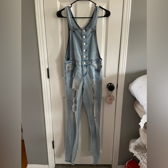 Rue 21 Twentyone Black Distressed Overalls - Picture 1 of 3